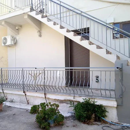 Tom House 1 Apartment Filiatra Exterior photo